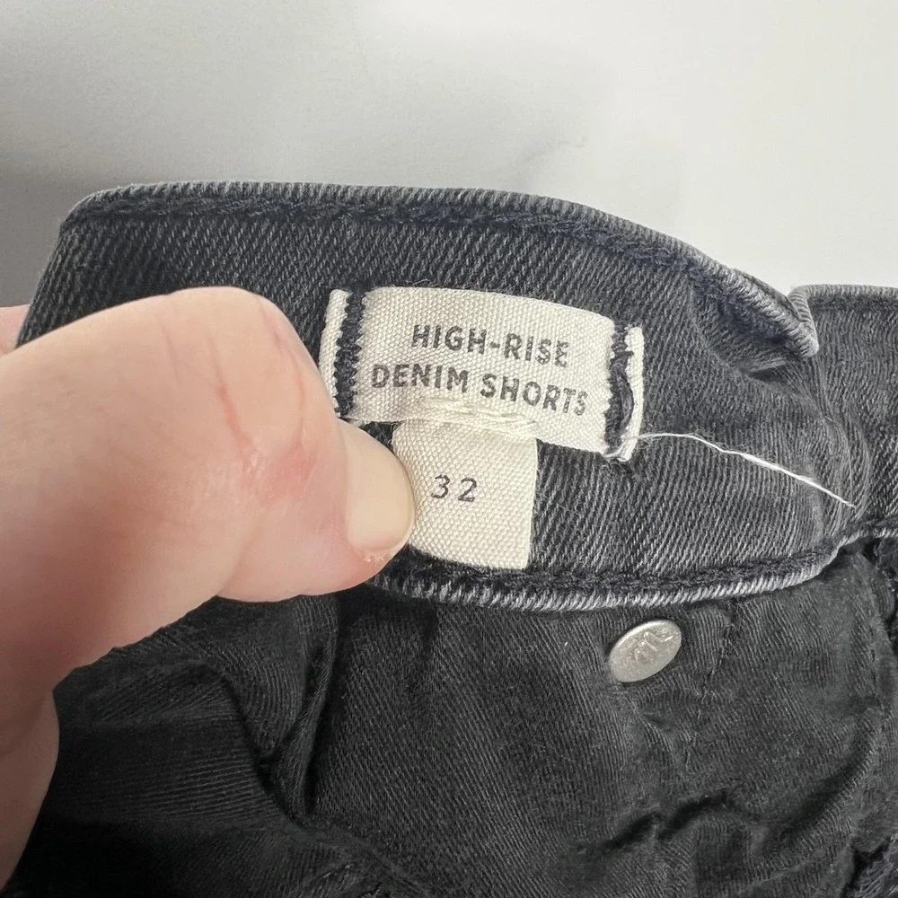 Madewell High Rise Jean Shorts Womens 32‎ Black Cutoff Frayed Stretch Denim